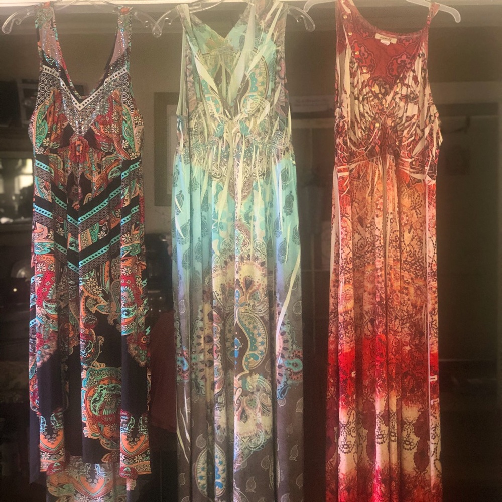 3 “One World Designer Dresses 20.00 each, elegant